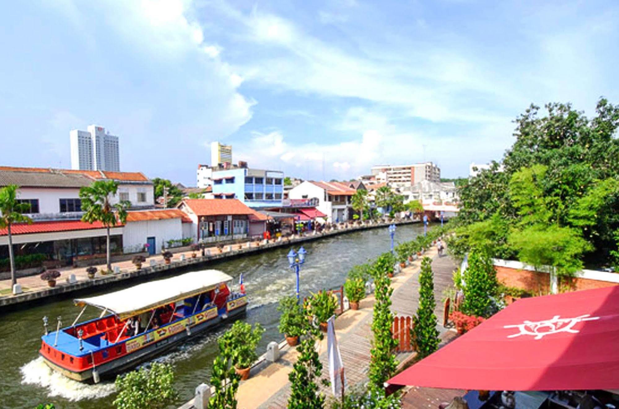 Rc Hotel Melaka Exterior photo